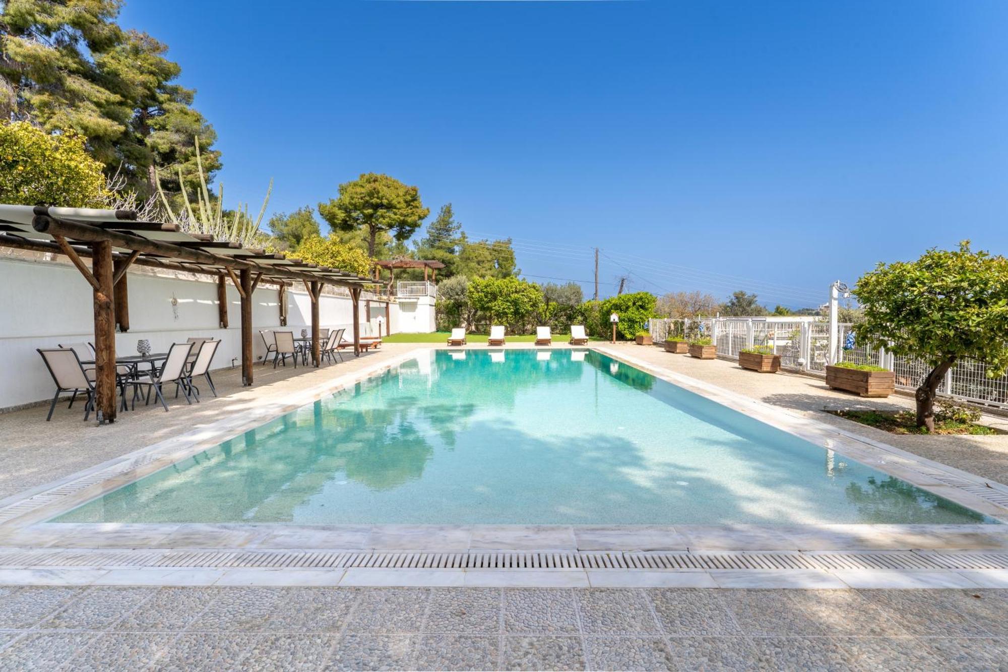 The House Of Gratitude - Poolside Retreat Villa Loutra Oraias Elenis Dış mekan fotoğraf